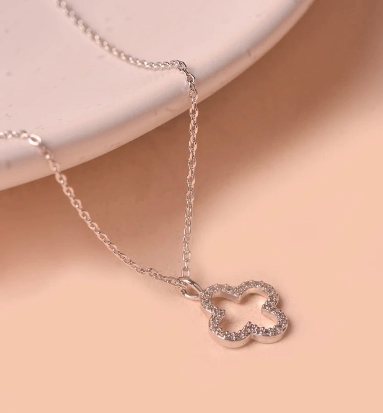 Clover Necklace