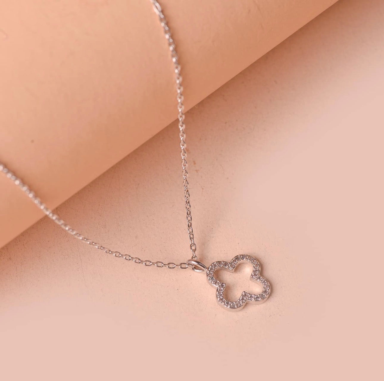 Clover Necklace