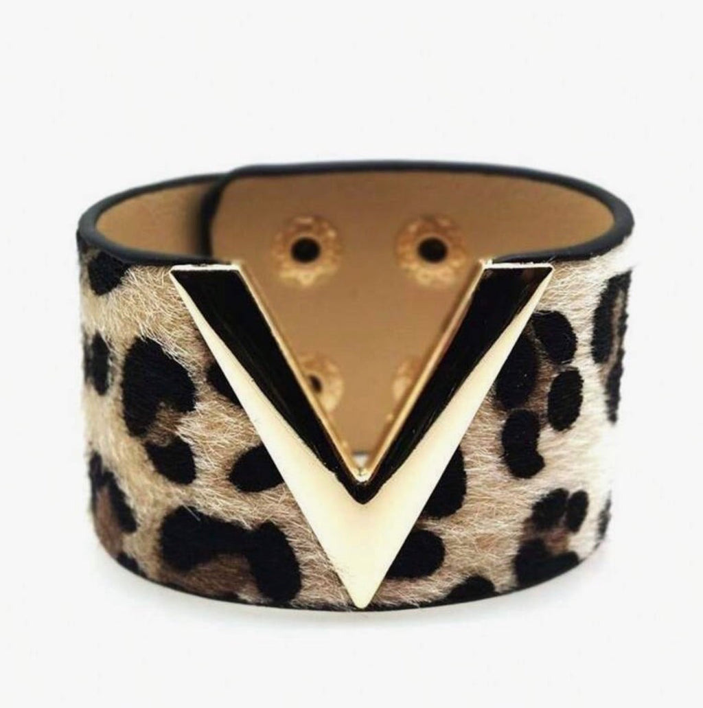 V Cuff