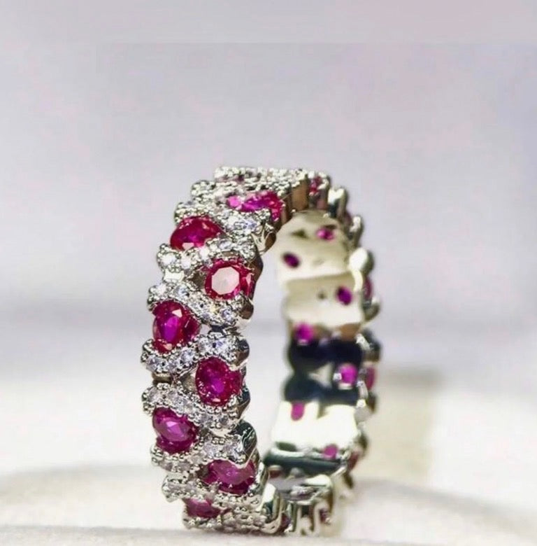 4-ever n love Classic Cubic Zirconia Micro Inlaid White Rhinestone Closed Ring