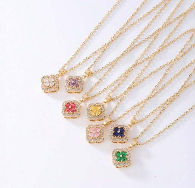 Clover Necklace